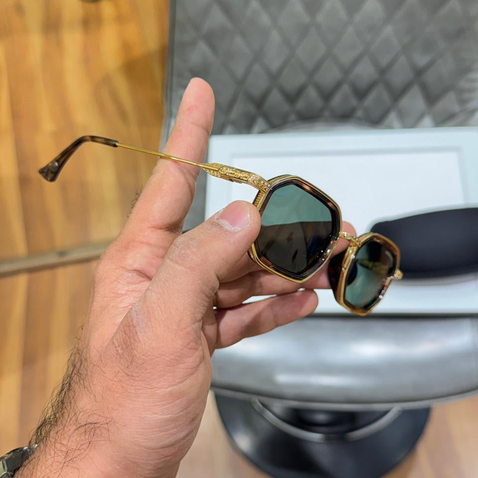 SRK Amber Edge Geometric Sunglasses