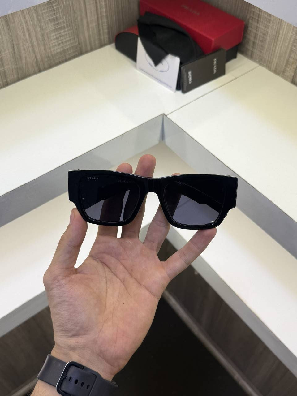 SK Ranveer 6082- Glossy Black