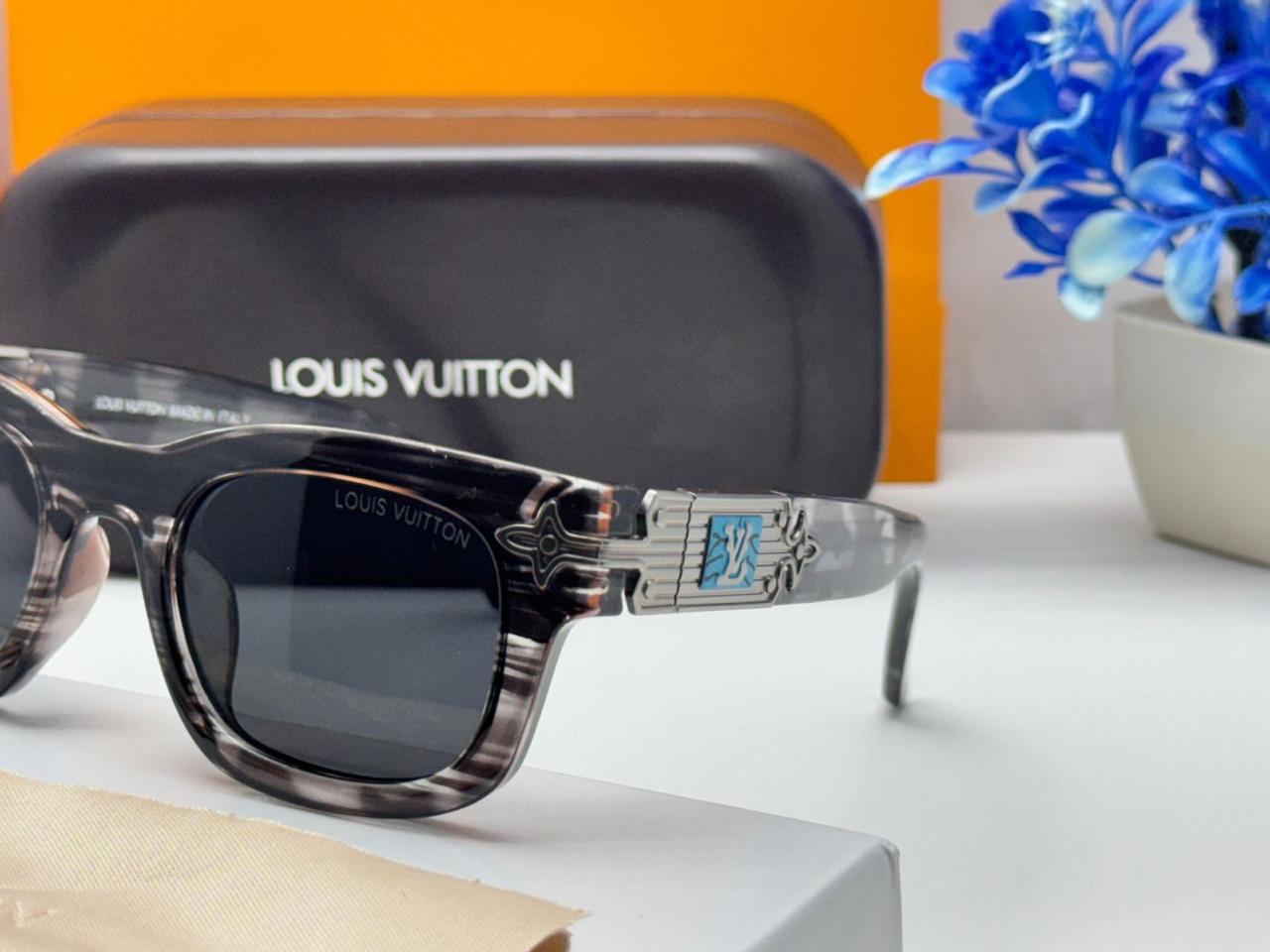 L-8898 Transparent Grey Frame with Black Lens