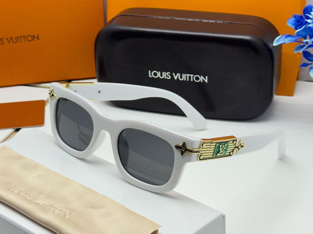 L-8898 White Frame with Black Lens