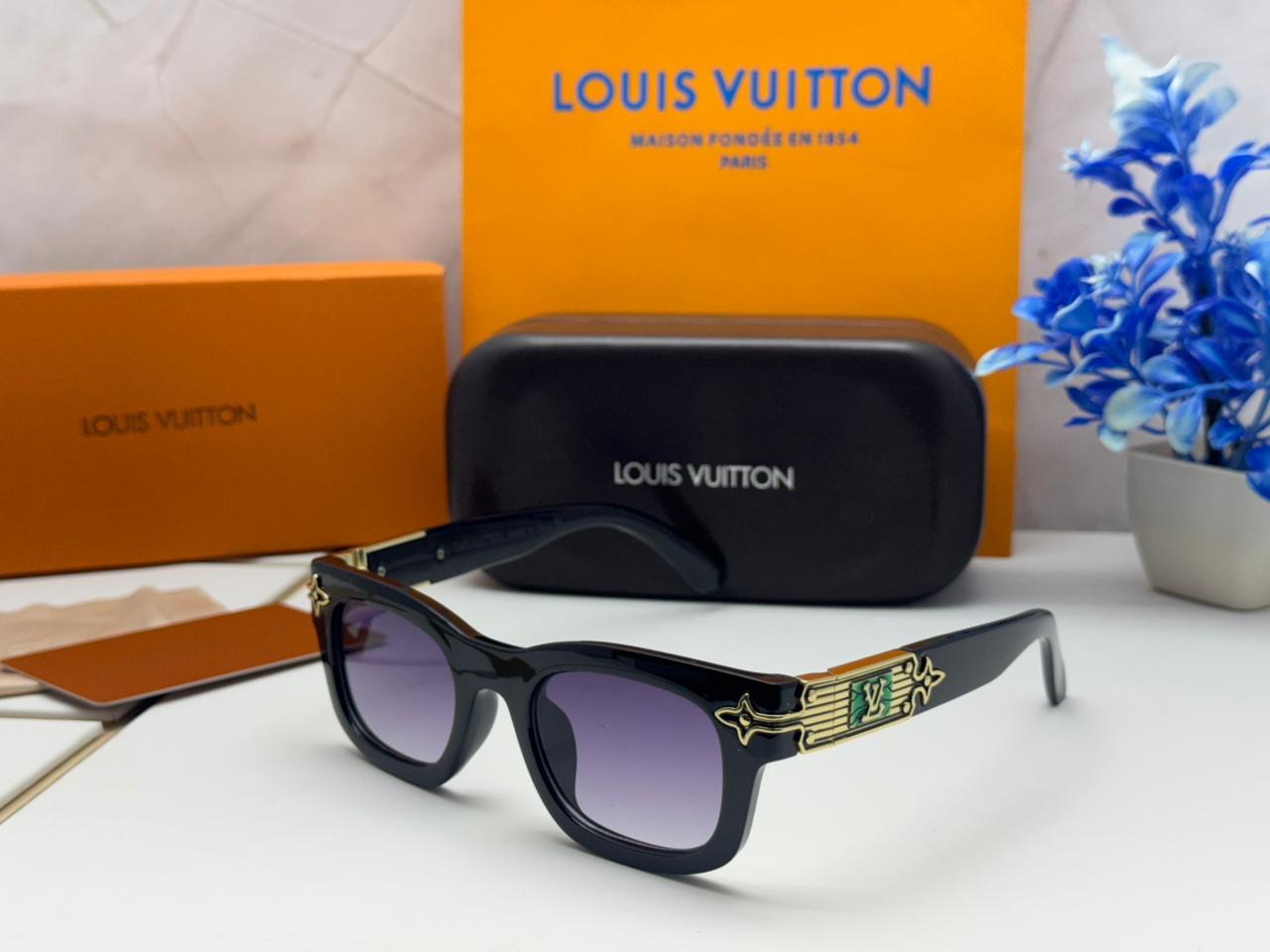 L-8898 Black Frame with Purple Gradient Lens