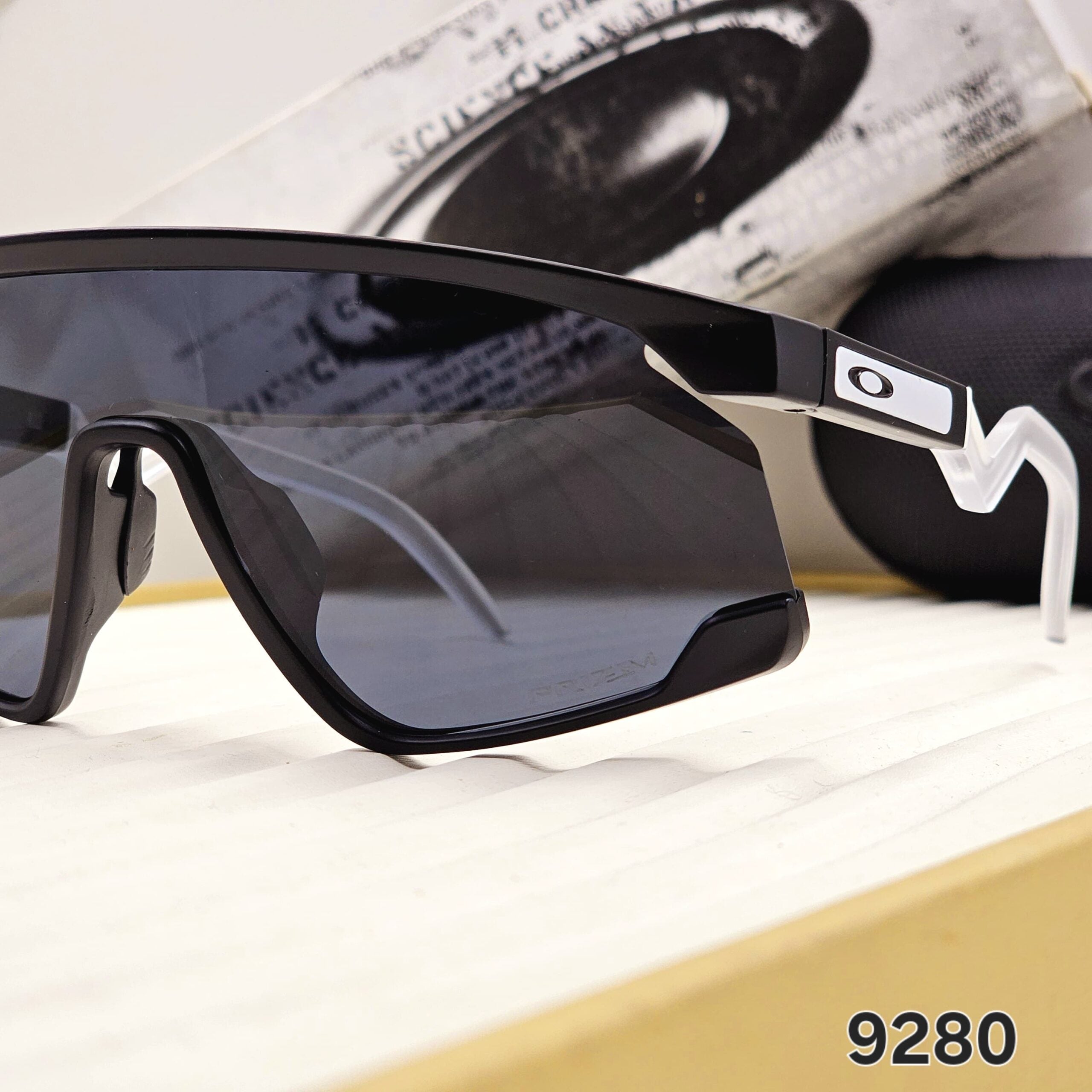 SK BXTR 9280 BLACK WHITE