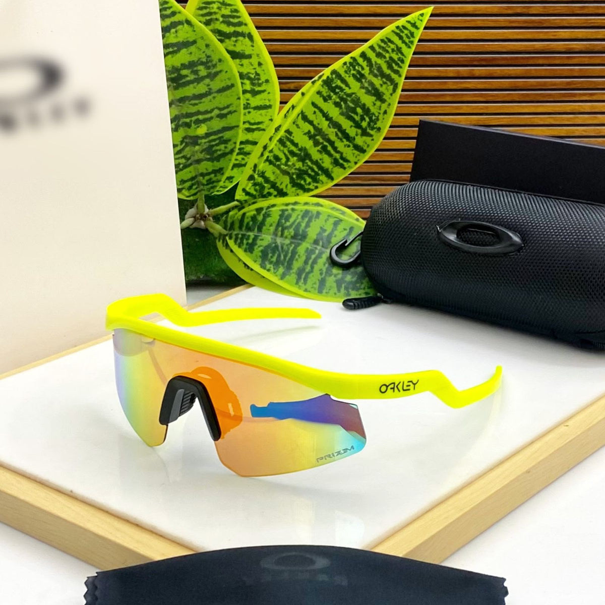 SK- HYDRA NEON YELLOW