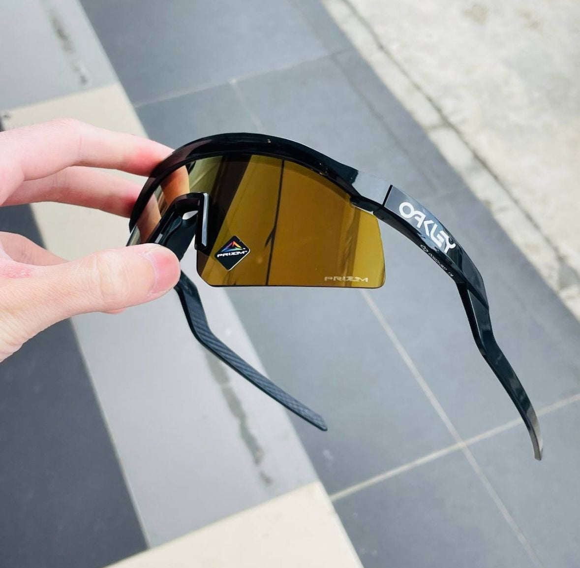 SK- HYDRA BLACK GOLD